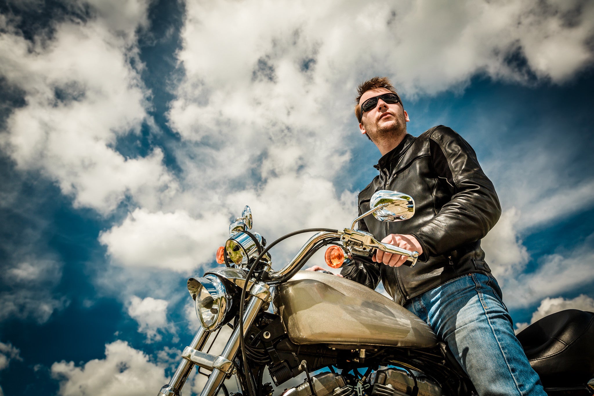 Manufacturer of the finest quality leather jackets and motorcycle garments - Cascara